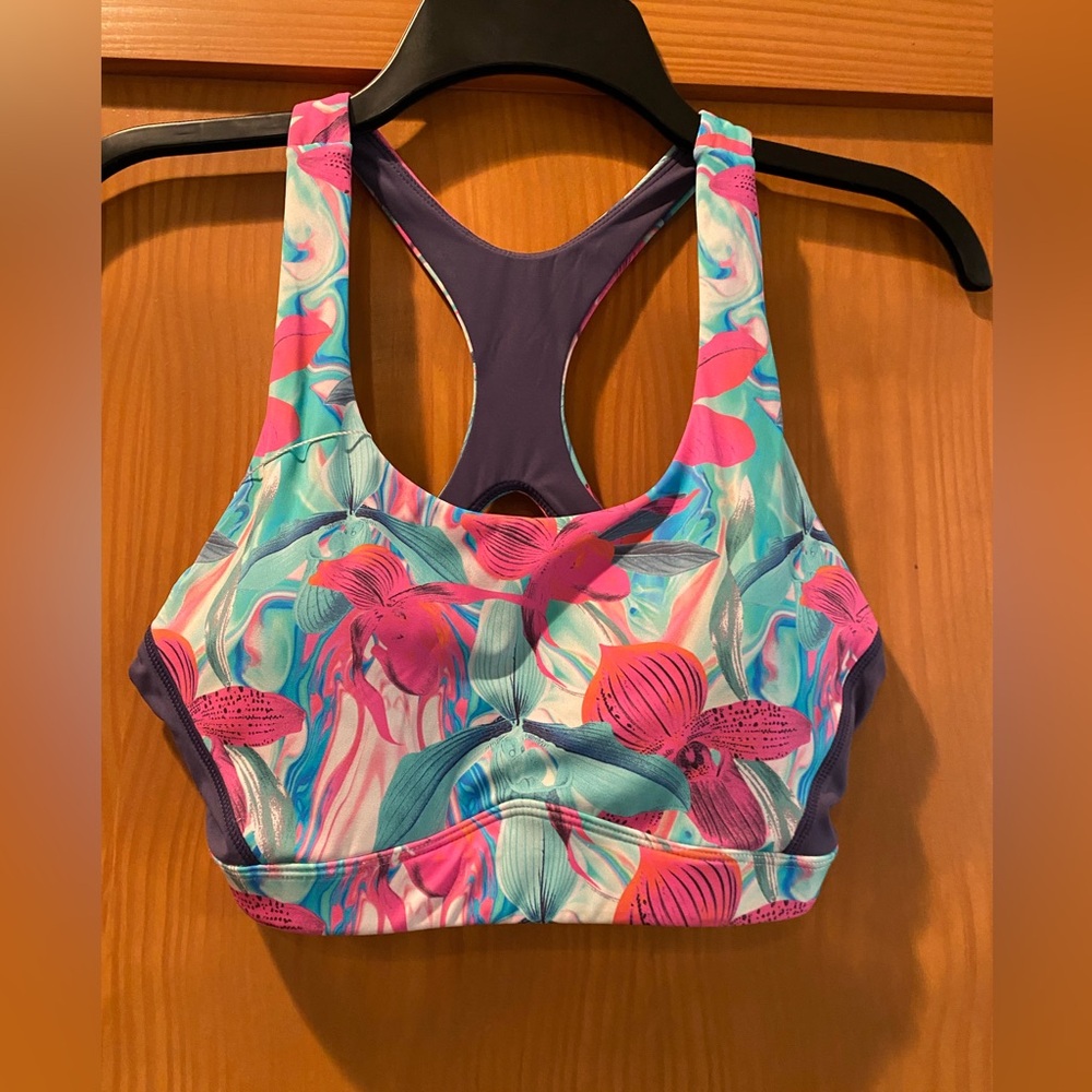 Salt Life Women's Tropical  Vibes Sports Bra NWT Size S